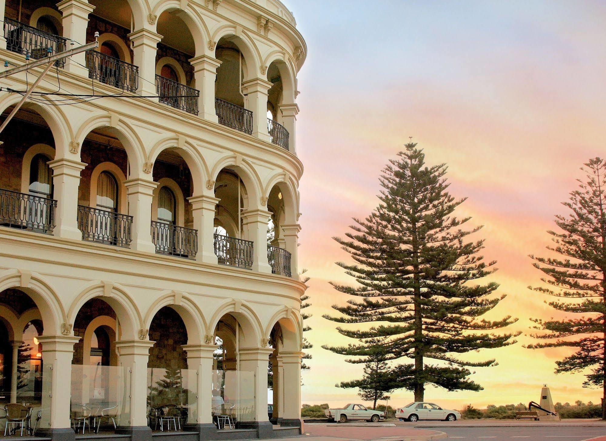 Largs Pier Hotel Adelaide Exterior foto